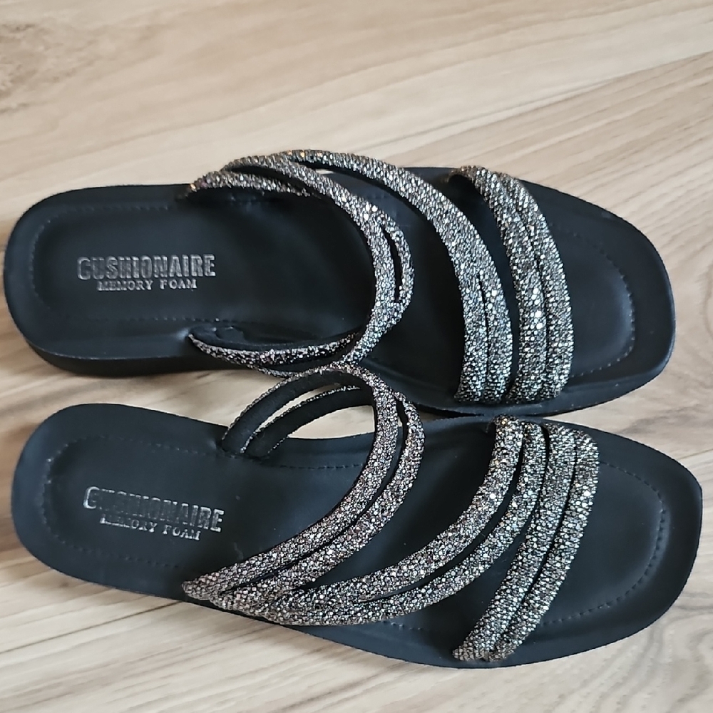 Cushionaire Black and Silver Sandals Womens Size 7 - Picture 5 of 9